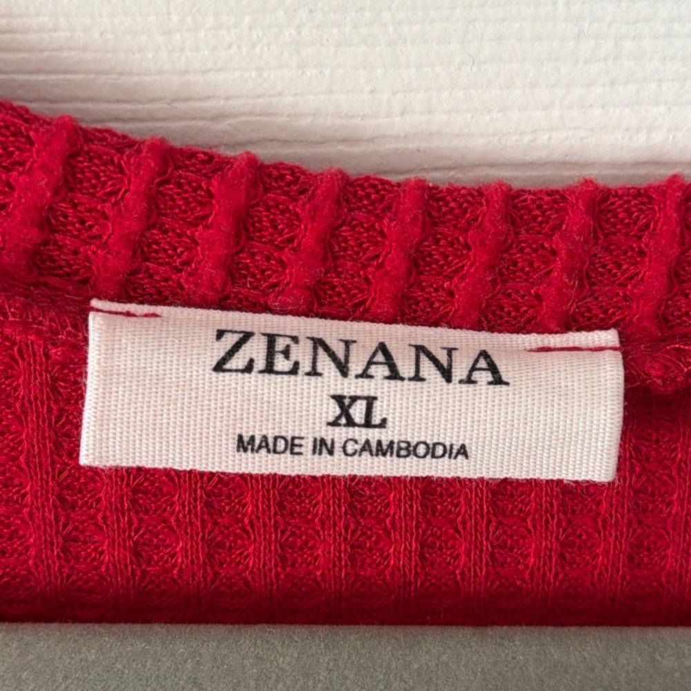 Zenana Outfitters Scarlet Knit Top - Picture 2 of 3